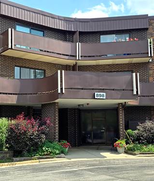898 Wellington Unit 202, Elk Grove Village, IL 60007