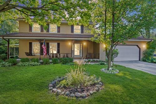 2200 Mecan, Naperville, IL 60564