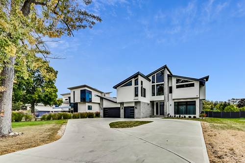 1331 Pfingsten, Northbrook, IL 60062