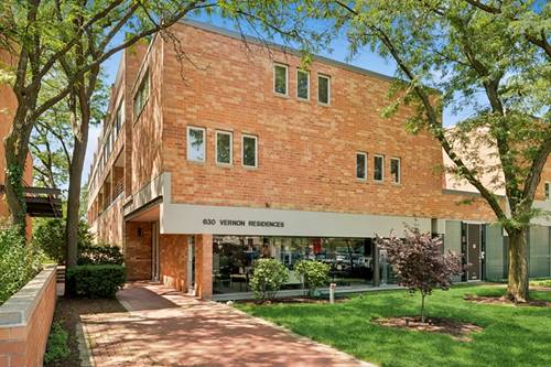 630 Vernon Unit 10, Glencoe, IL 60022
