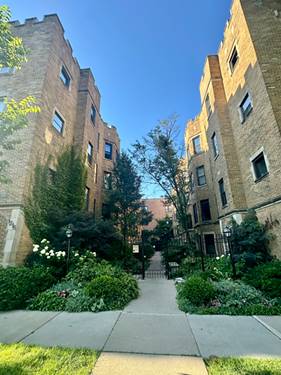 1214 W Jarvis Unit 1N, Chicago, IL 60626
