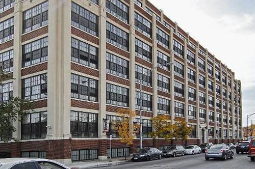 3963 W Belmont Unit 422, Chicago, IL 60618