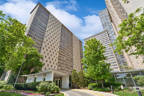 3950 N Lake Shore Unit 1612, Chicago, IL 60613