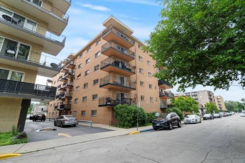 7432 W Washington Unit 606, Forest Park, IL 60130