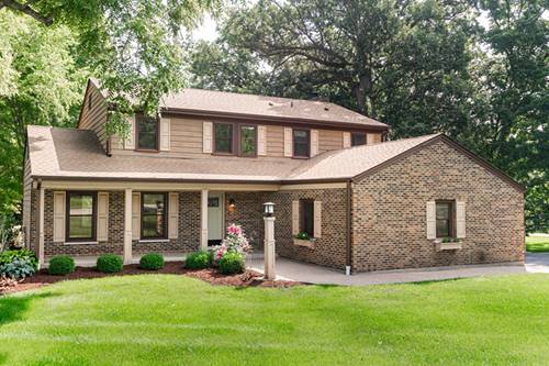 40W630 Winchester, St. Charles, IL 60175