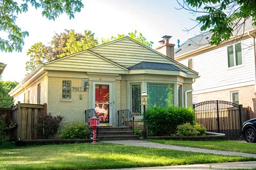7027 N Mankato, Chicago, IL 60646