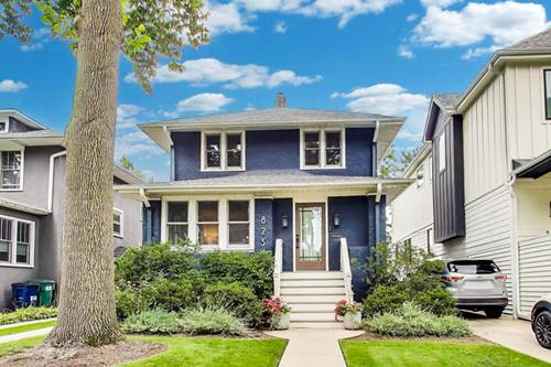 825 Woodbine, Oak Park, IL 60302