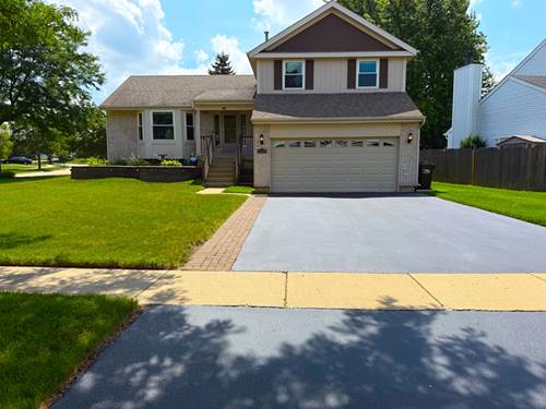 1176 Westport Ridge, Crystal Lake, IL 60014