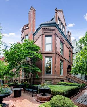 1919 S Prairie Unit 3, Chicago, IL 60616