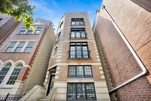 911 W Roscoe Unit 4, Chicago, IL 60657