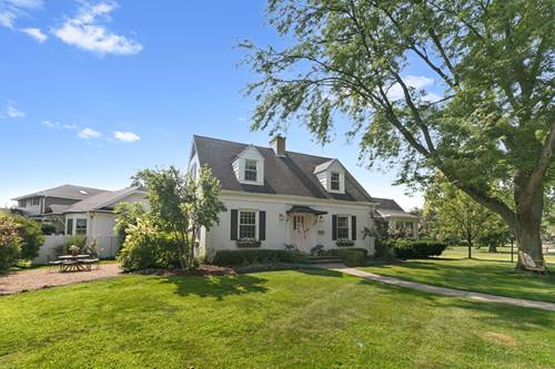181 S Delaplaine, Riverside, IL 60546