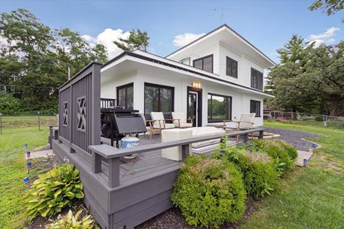 8239 Beach, Rockford, IL 61103