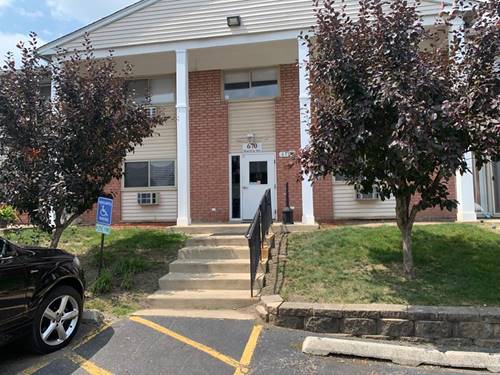 670 Marylin Unit 207, Glendale Heights, IL 60139