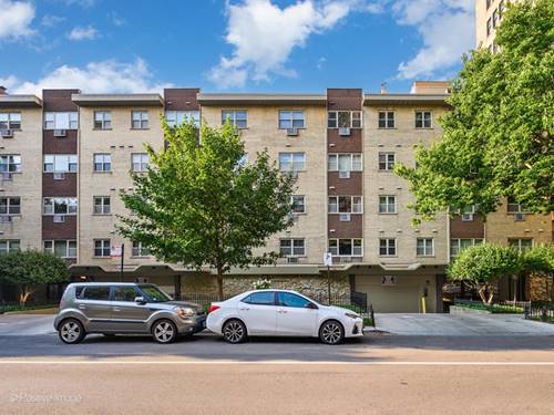 420 W Aldine Unit 401, Chicago, IL 60657