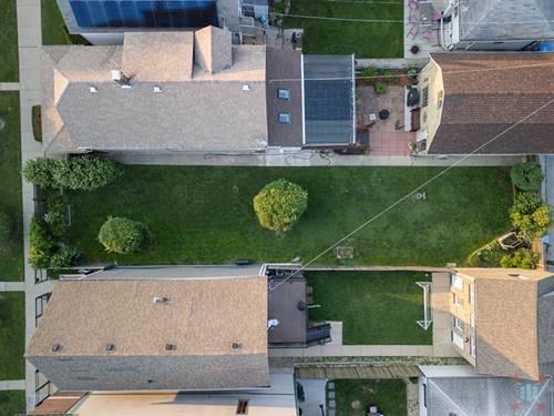 2735 N Campbell, Chicago, IL 60647