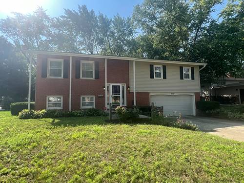 204 Basswood, Naperville, IL 60540