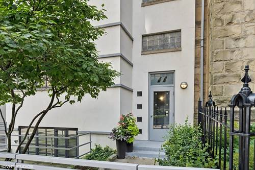77 E Division Unit 3, Chicago, IL 60610