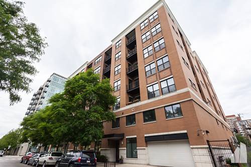 950 W Leland Unit 304, Chicago, IL 60640