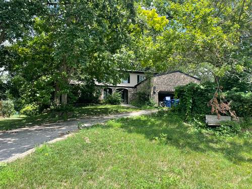 5201 Riverview, Lisle, IL 60532