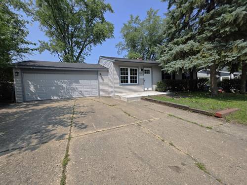 1712 Poplar, Hanover Park, IL 60133