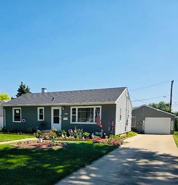21 S Adams, North Aurora, IL 60542