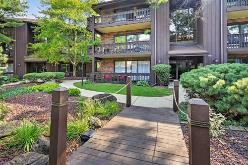 9545 Southwest Unit 1E, Oak Lawn, IL 60453