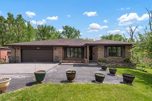 22 W Jane, Glenwood, IL 60425