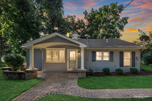 76 Quinsey, Yorkville, IL 60560