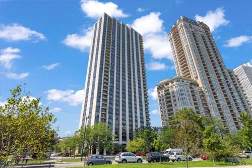 2500 N Lakeview Unit 3404, Chicago, IL 60614