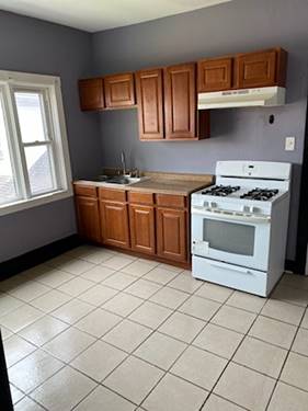 18 W 111th Unit 1, Chicago, IL 60628