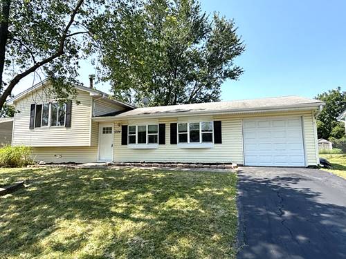 5324 W Cinema, Hanover Park, IL 60133