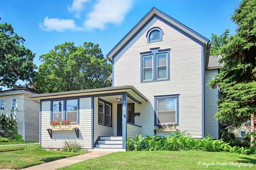 726 North, Waukegan, IL 60085