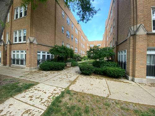 2539 1/2 Prairie Unit 2W, Evanston, IL 60201