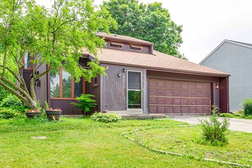 389 Pine Grove, Gurnee, IL 60031