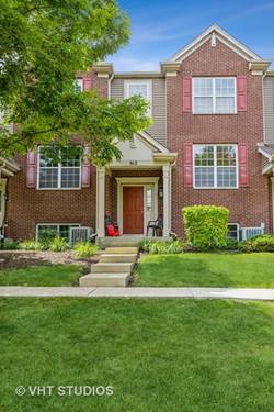 912 Neudearborn, Naperville, IL 60563