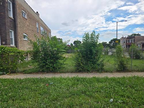 4357 W Flournoy, Chicago, IL 60624