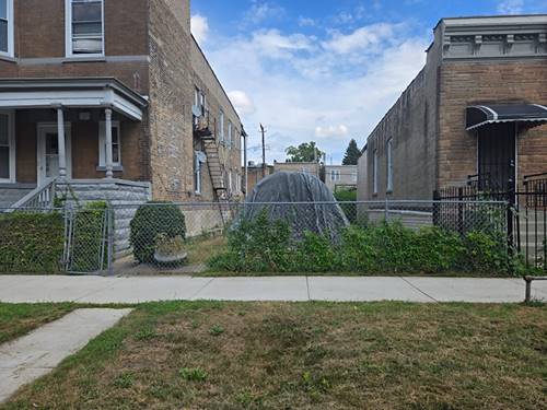 2103 S Trumbull, Chicago, IL 60623