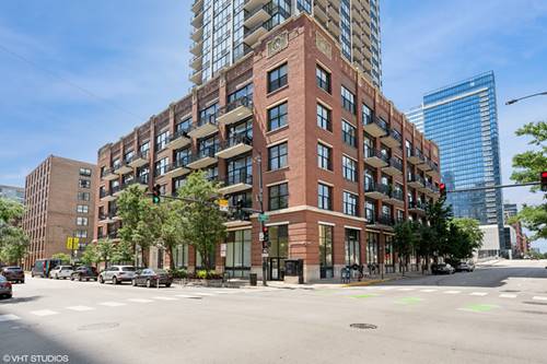 210 S Des Plaines Unit 407, Chicago, IL 60661