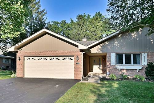 227 Royal, Bloomingdale, IL 60108