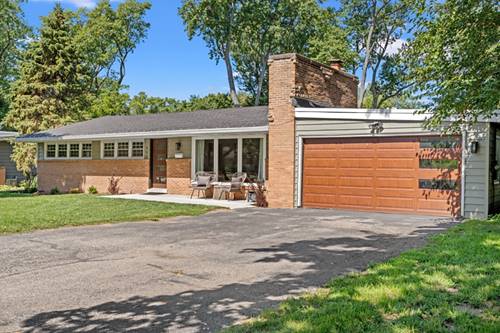 560 Woodland, Crystal Lake, IL 60014