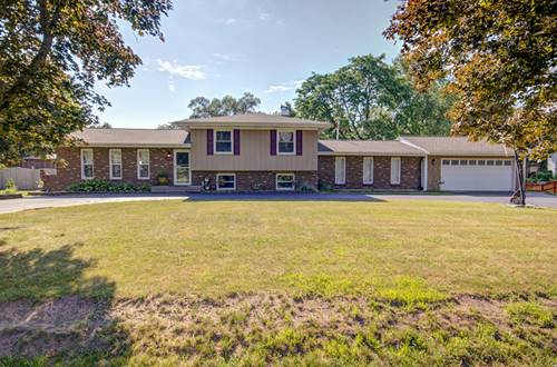 10S424 Curtis, Naperville, IL 60564