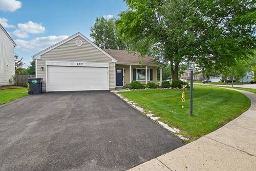 927 Hartwood, Streamwood, IL 60107