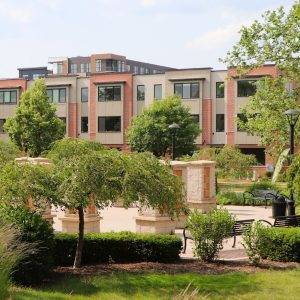 320 School Unit 350, Mount Prospect, IL 60056