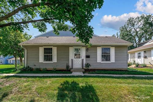 1489 Woodcutter Unit A, Wheaton, IL 60189