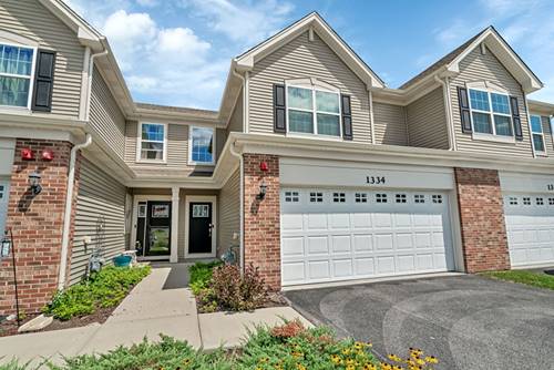 1334 Hawk Hollow, Yorkville, IL 60560