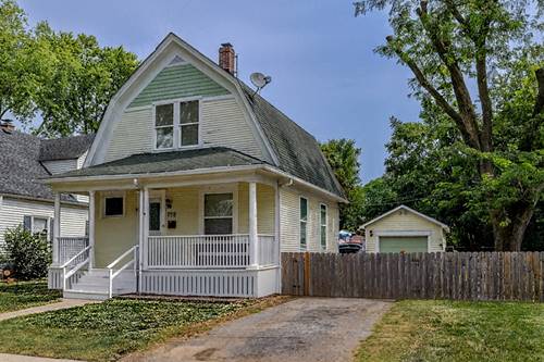 939 St John, Elgin, IL 60120
