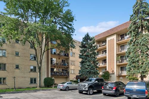 6455 W Belle Plaine Unit 208, Chicago, IL 60634