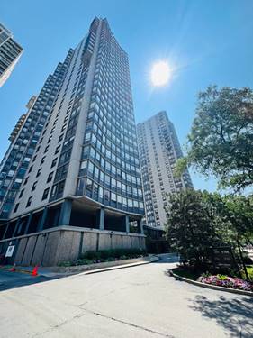 5701 N Sheridan Unit 7B, Chicago, IL 60660