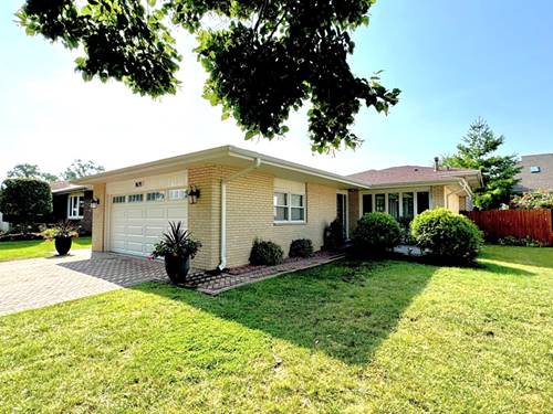 8057 Valley, Palos Hills, IL 60465