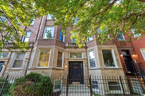 2254 W Adams Unit 3, Chicago, IL 60610